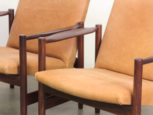 Bebop-Gunnar Sørlie-Karl Sørlie&Sønner-teak houten zestiger jaren fauteuils met leren bekleding-vintage design furniture-bebopvintage