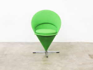 Bebop-cone chair-Fritz Hansen-Verner Panton-vintage furniture-bebopvintage-oranje en groen-Insta-VNTG