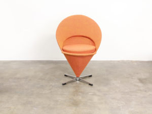 Bebop-cone chair-Fritz Hansen-Verner Panton-vintage furniture-bebopvintage-oranje en groen-Insta-VNTG