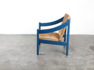 Carimate Lounge Chair-Vico Magistretti-Cassina-blauw-rieten stoel-Bebop-bebopvintage