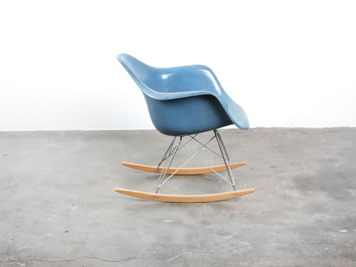 rukken Vier Likken Bebop-Eames-RAR-Rocking Chair-schommelstoel-blauwe kuip-bebopvintage-c -  Bebop - Bebop