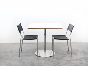 Bebop-Artifort-Circle tafel-Pierre Paulin-vintage furniture-bebopvintage