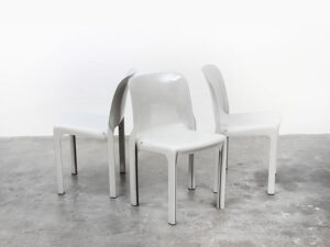 Bebop-Artemide stoelen-Model Selene-Vico Magistretti-vintage chairs-vintage design furniture-bebopvintage