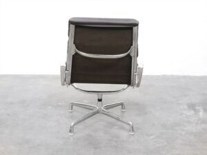 Bebop-Eames_softpad-Charles and Ray Eames-_chair_Vintage furniture EA215_bebopvintage