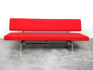 Bebop-Martin Visser-slaapbank rood-Spectrum-vintage furniture-bebopvintage-vintage design