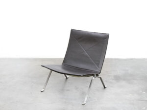 Bebop-PK22-Poul Kjearholm-Fritz Hansen-lounge chair-vintage-mid century- with chocolate brown color leather