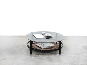 https://bebop.nl/wp-content/uploads/2025/02/Bebop-saloftafel-met-glas-en-leer-vintage-furniture-design-bebopvintage-