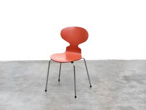 Bebop-Arne Jacobsen-Fritz Hansen-Miertje stoel-vintage furniture-bebopvintage