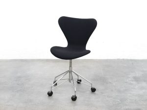 Bebop-Arne Jacobsen-Fritz Hansen-bureaustoel-deskchair-vintage furniture-bebopvintage