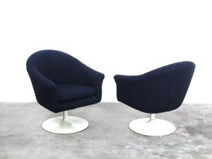Bebop-vintage design-kuipje blauw boucle-vintage furniture-reupholstered